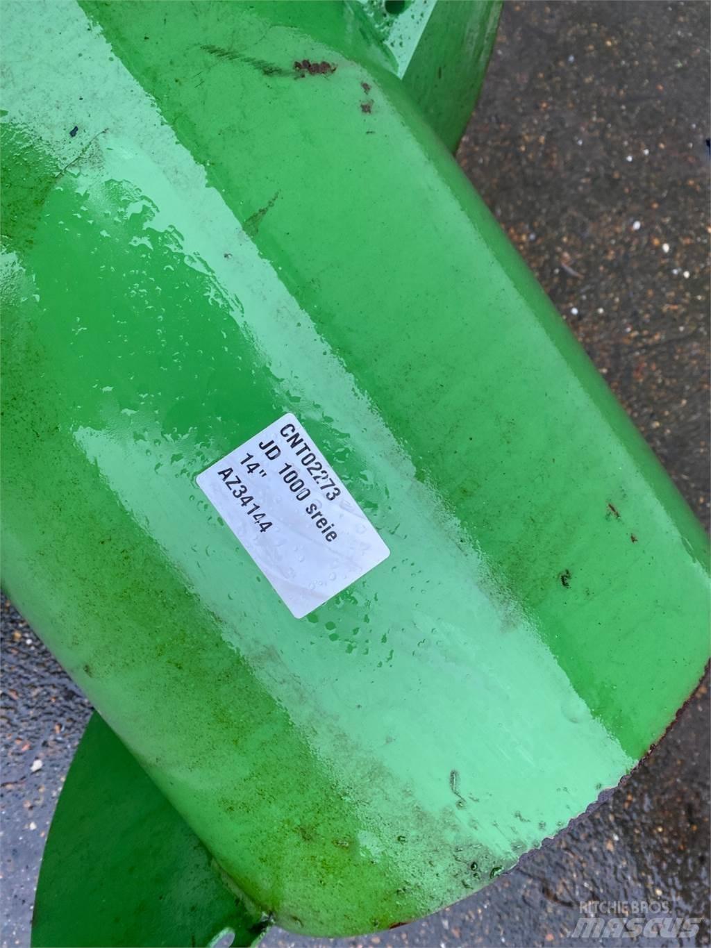 John Deere 1065 Príslušenstvo a náhradné diely ku kombajnom