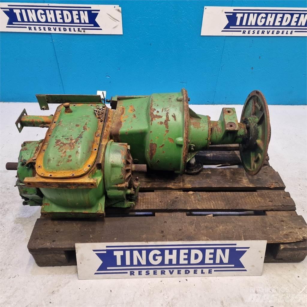 John Deere 1065 Prevodovka