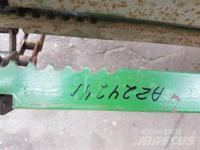 John Deere 1075 Príslušenstvo a náhradné diely ku kombajnom