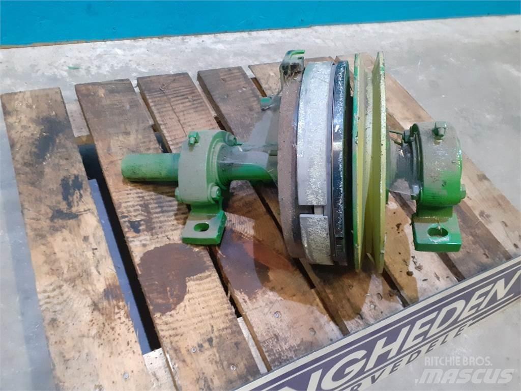 John Deere 1075 Príslušenstvo a náhradné diely ku kombajnom