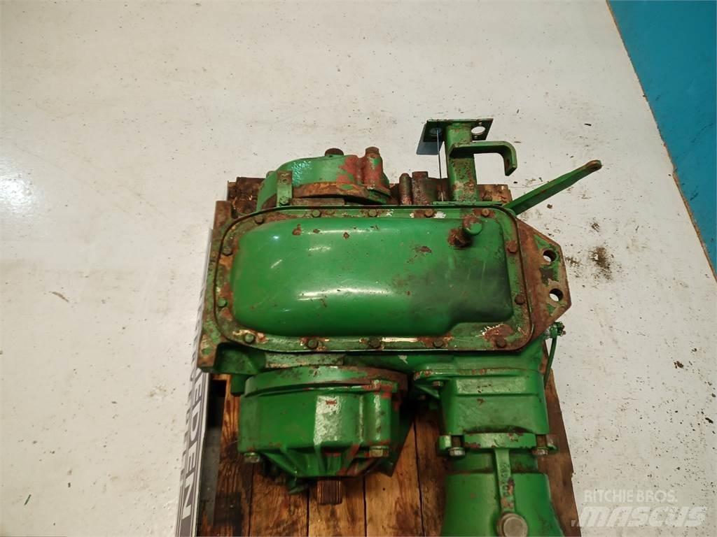 John Deere 1075 Prevodovka
