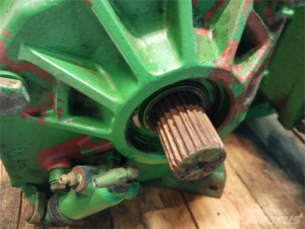 John Deere 1075 Prevodovka