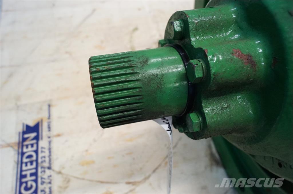 John Deere 1075 Ďalšie poľnohospodárske stroje