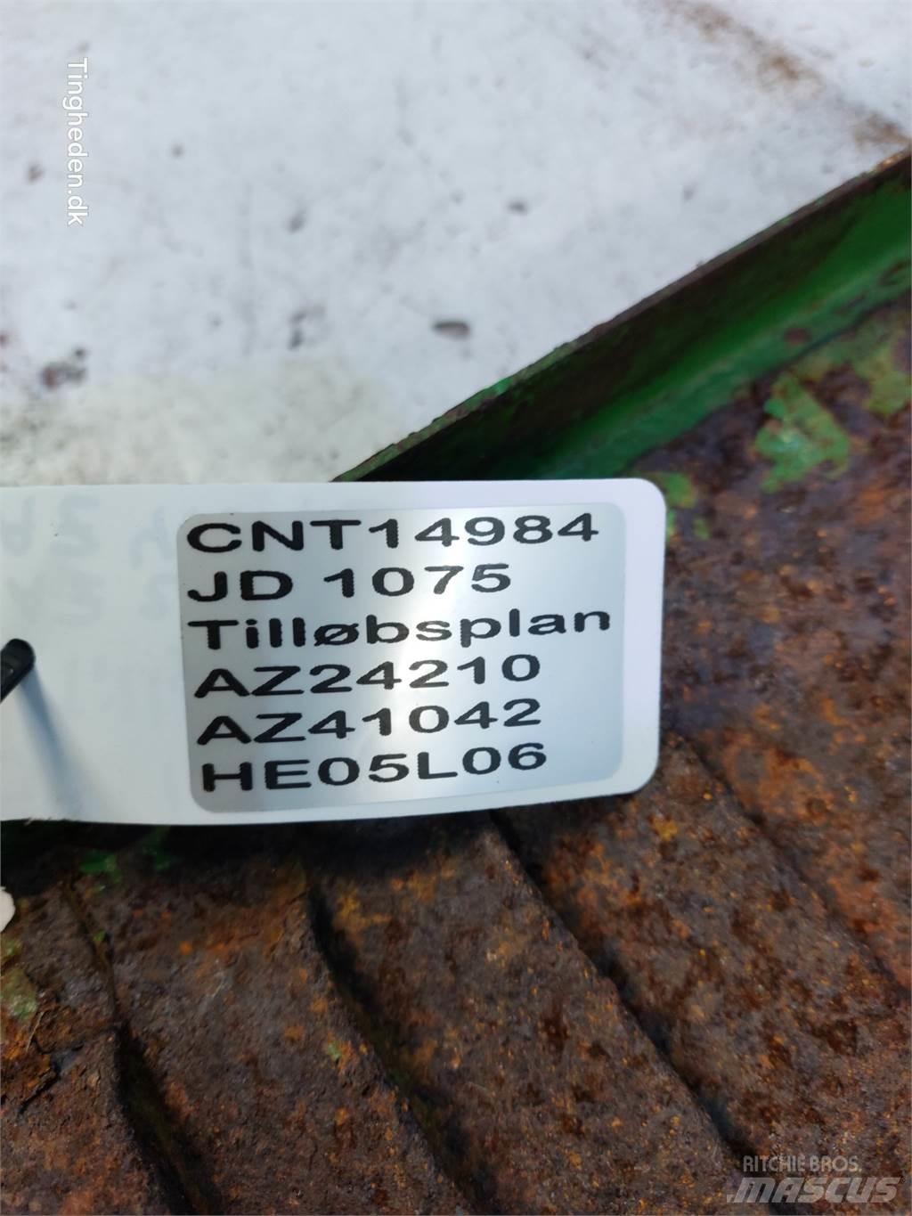 John Deere 1075 Posýpače soli a piesku