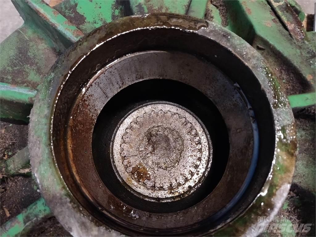 John Deere 1085 Príslušenstvo a náhradné diely ku kombajnom
