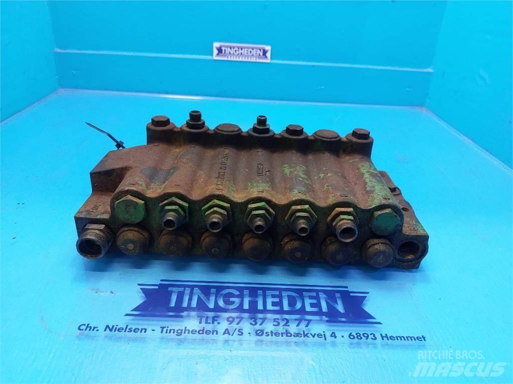 John Deere 1085 Hydraulika