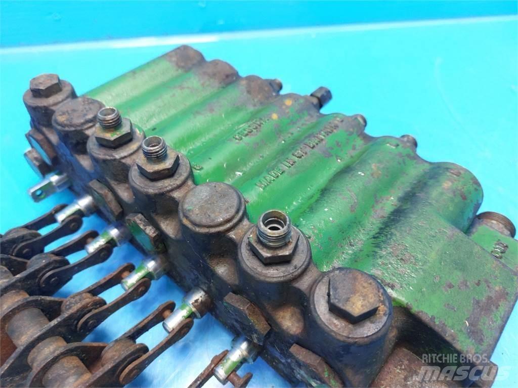 John Deere 1085 Hydraulika