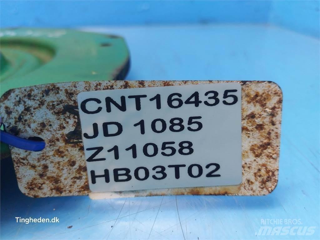 John Deere 1085 Posýpače soli a piesku