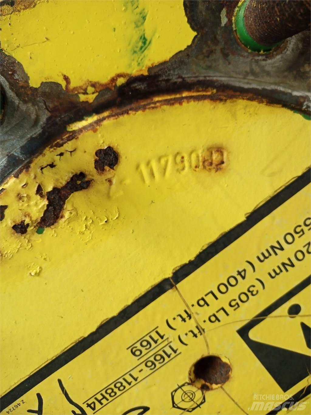 John Deere 1177 Príslušenstvo a náhradné diely ku kombajnom