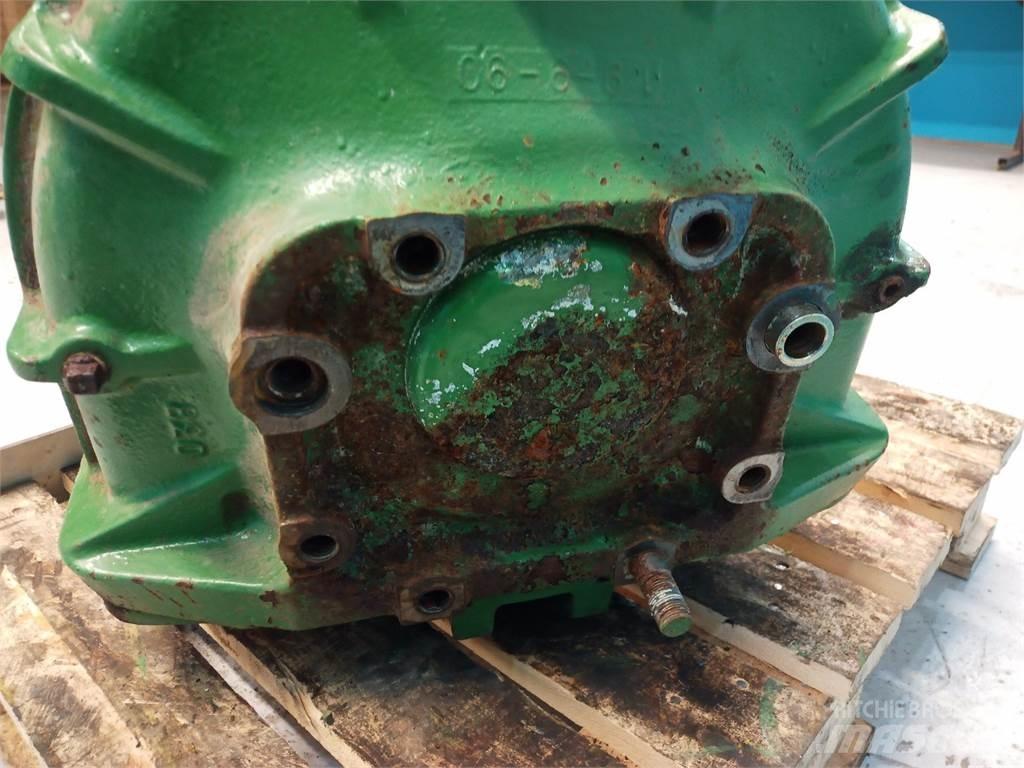 John Deere 1177 Príslušenstvo a náhradné diely ku kombajnom