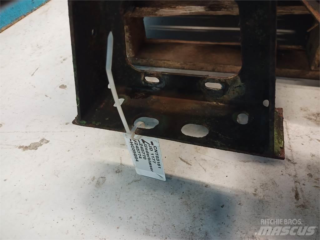 John Deere 1177 Posýpače soli a piesku