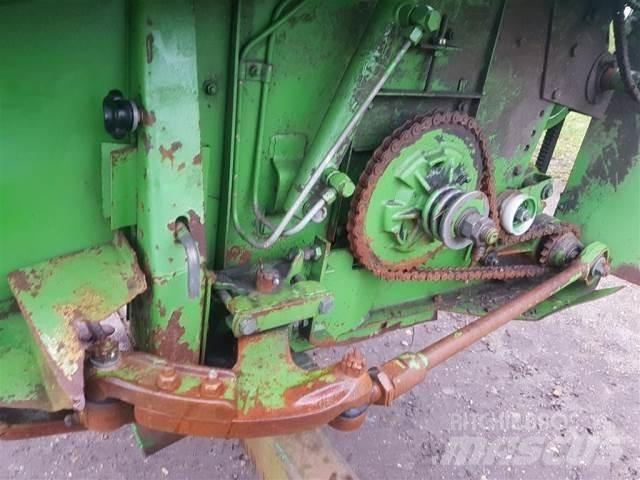 John Deere 14 Príslušenstvo a náhradné diely ku kombajnom