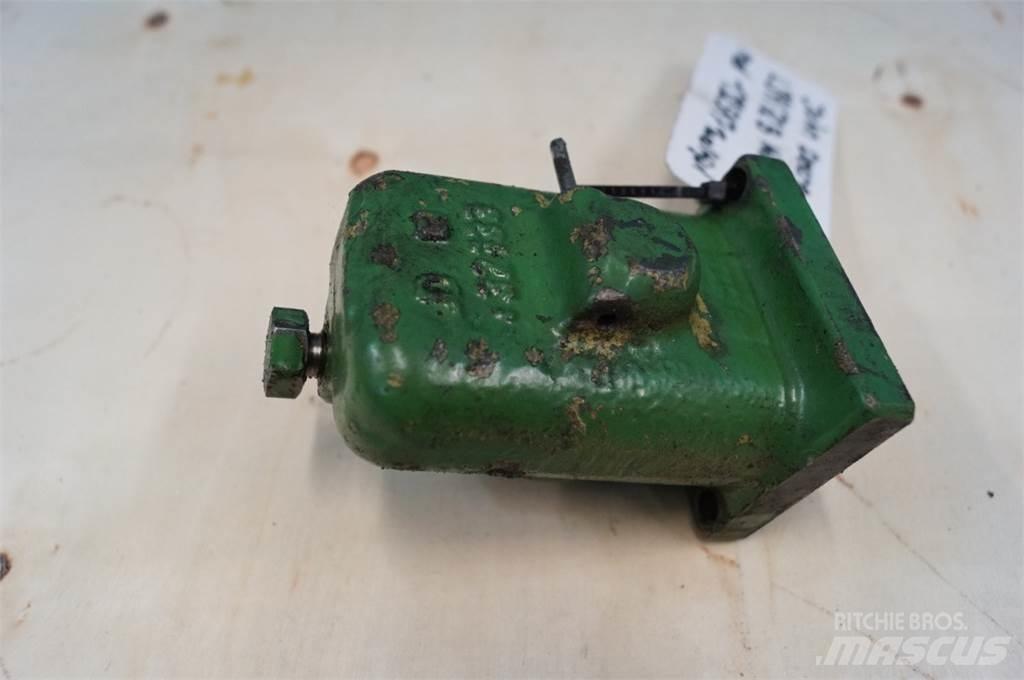 John Deere 1550 Hydraulika