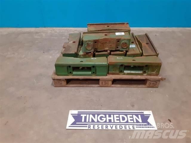 John Deere 2040 Predné závažie