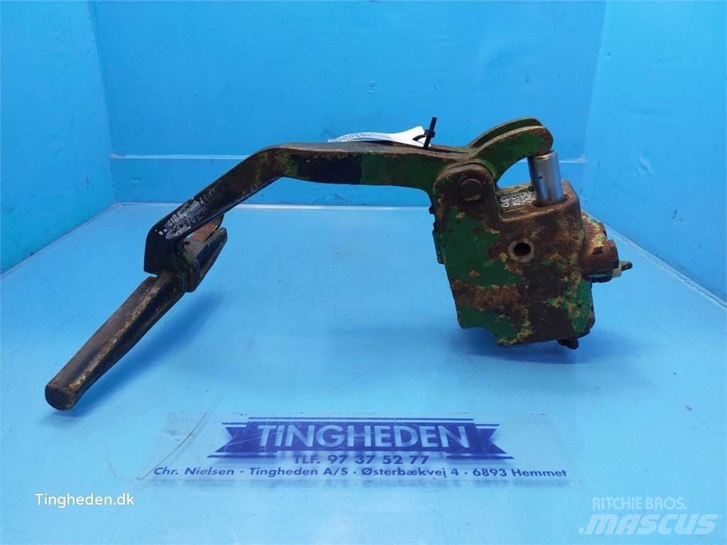 John Deere 2040 Hydraulika