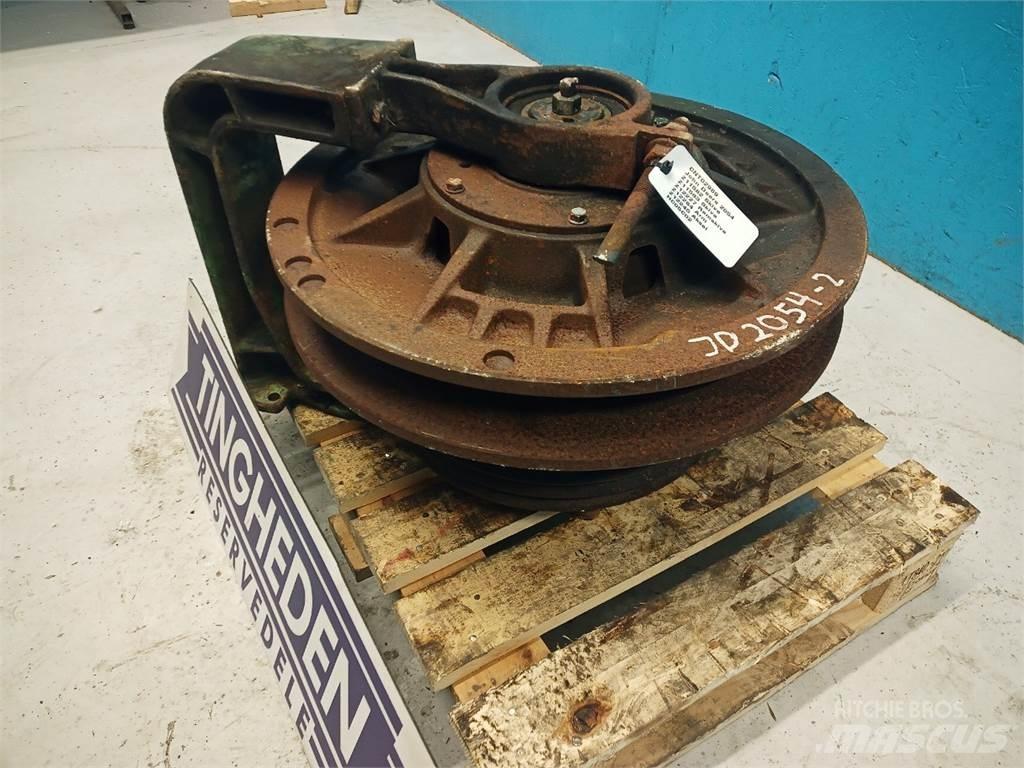 John Deere 2054 Ďalšie poľnohospodárske stroje