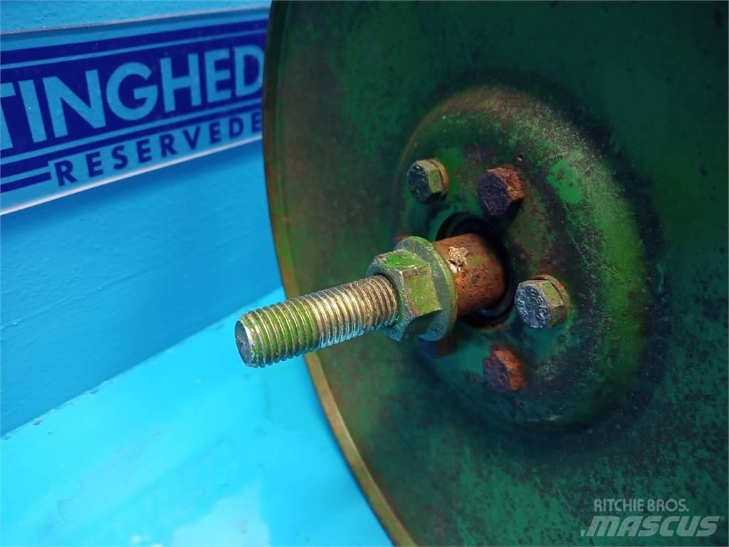 John Deere 2054 Ďalšie poľnohospodárske stroje