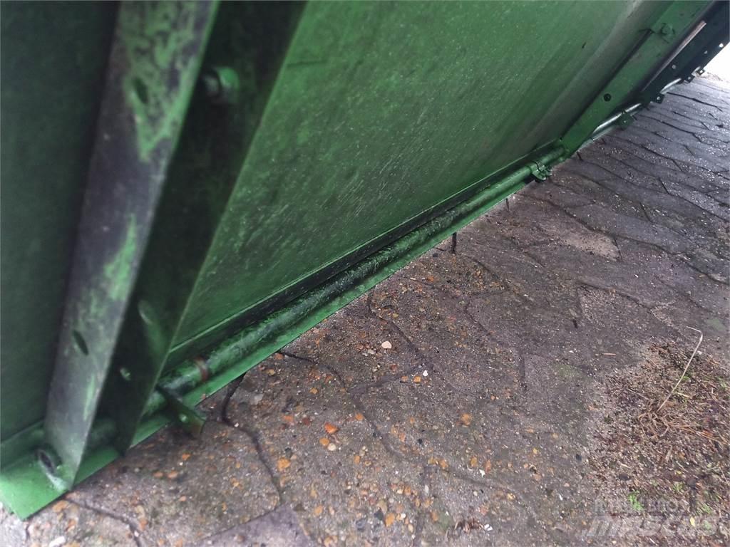 John Deere 2054 Ďalšie poľnohospodárske stroje