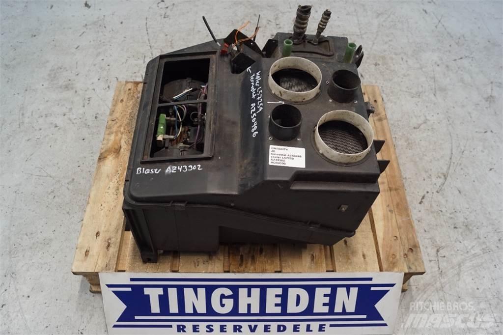 John Deere 2054 Kabíny a interiér