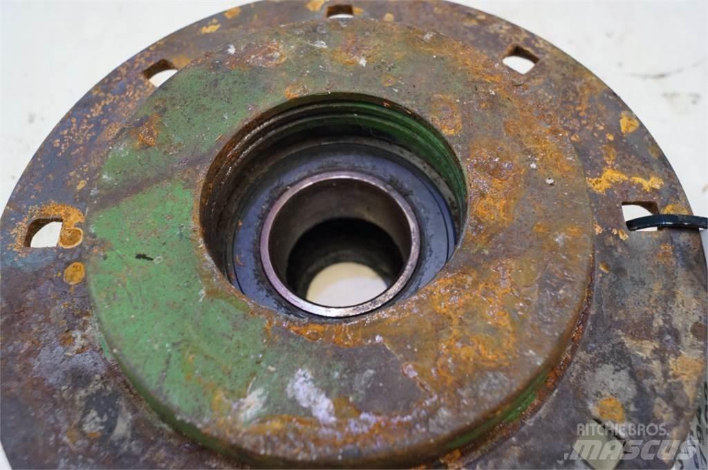 John Deere 2054 Ďalšie poľnohospodárske stroje