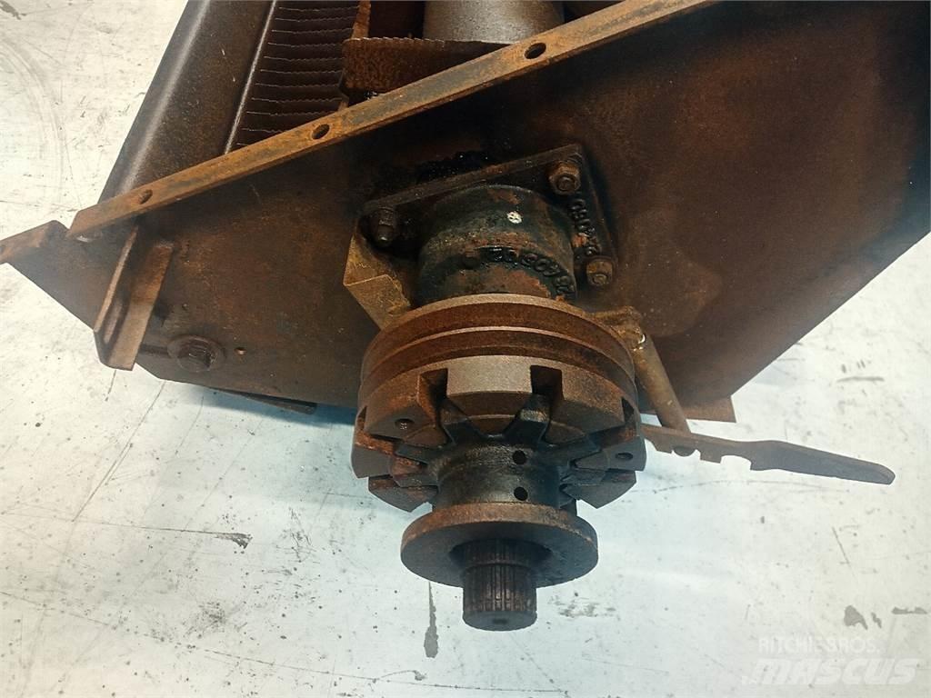 John Deere 2066 Príslušenstvo a náhradné diely ku kombajnom