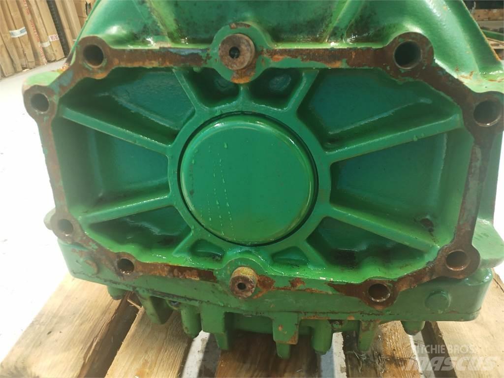 John Deere 2066 Príslušenstvo a náhradné diely ku kombajnom