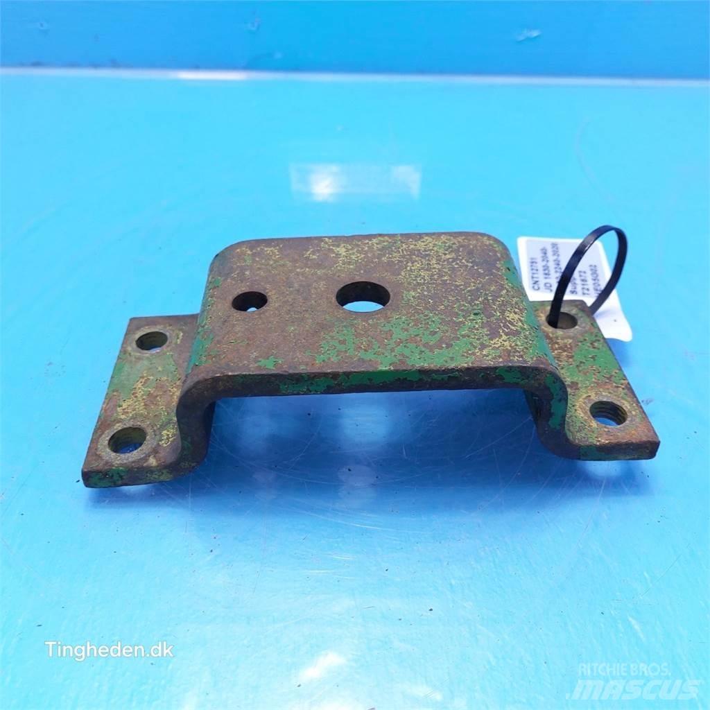 John Deere 2130 Ďalšie príslušenstvo traktorov