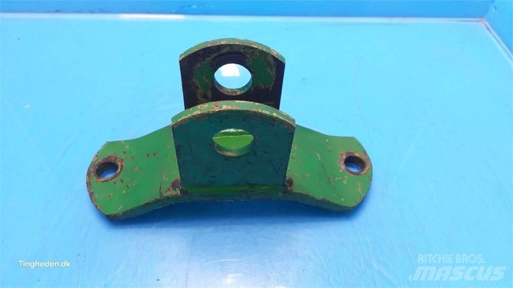 John Deere 2140 Ďalšie príslušenstvo traktorov