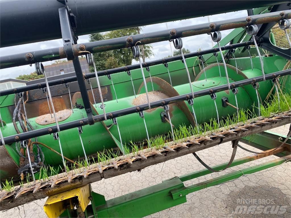 John Deere 25 Príslušenstvo a náhradné diely ku kombajnom