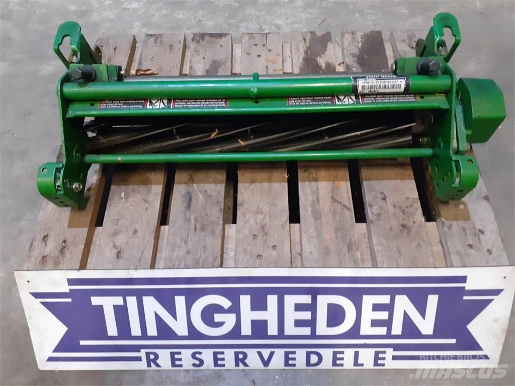 John Deere 2500 Robotické kosačky