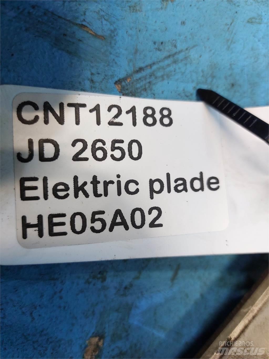 John Deere 2650 Kabíny a interiér