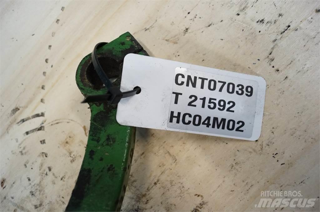 John Deere 302 Kabíny a interiér