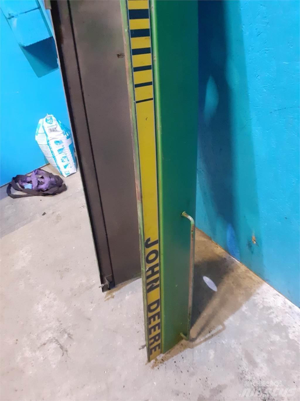 John Deere 3140 Ďalšie príslušenstvo traktorov