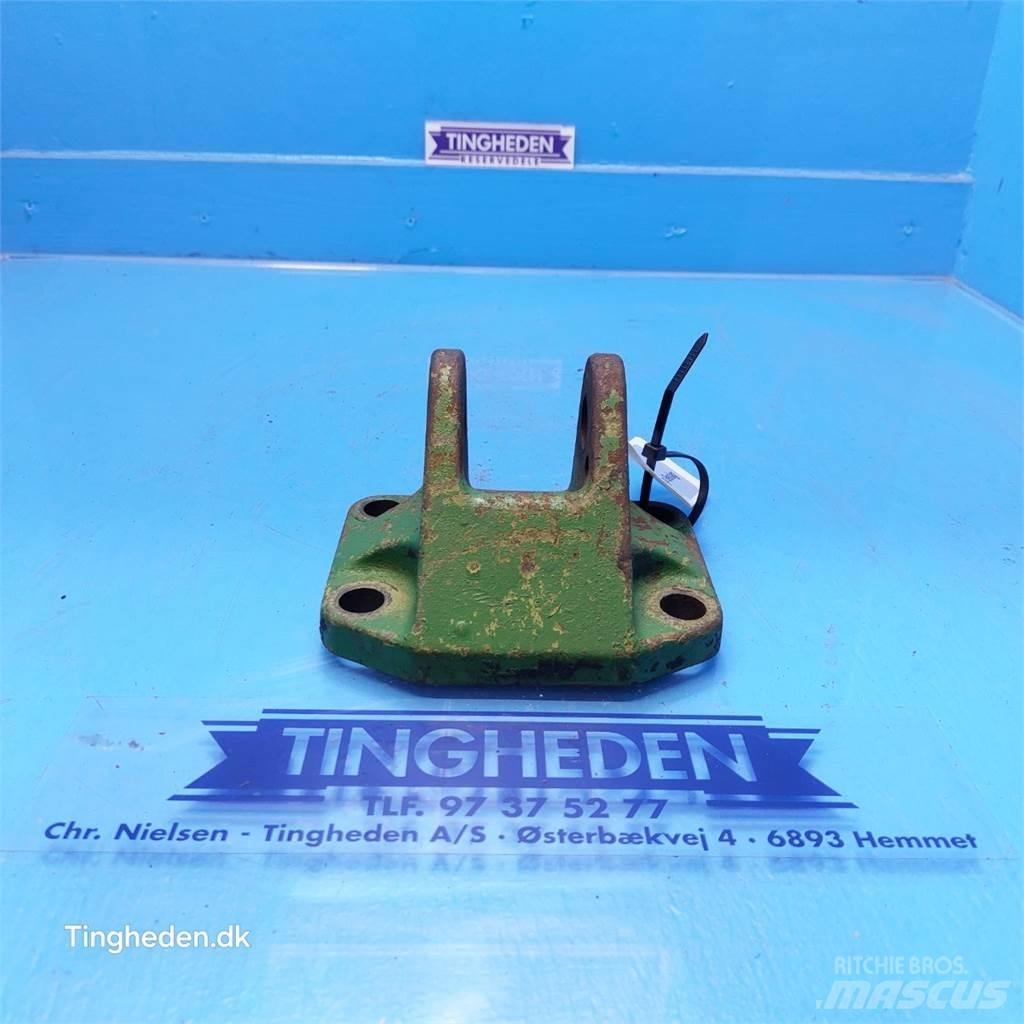 John Deere 3140 Ďalšie príslušenstvo traktorov