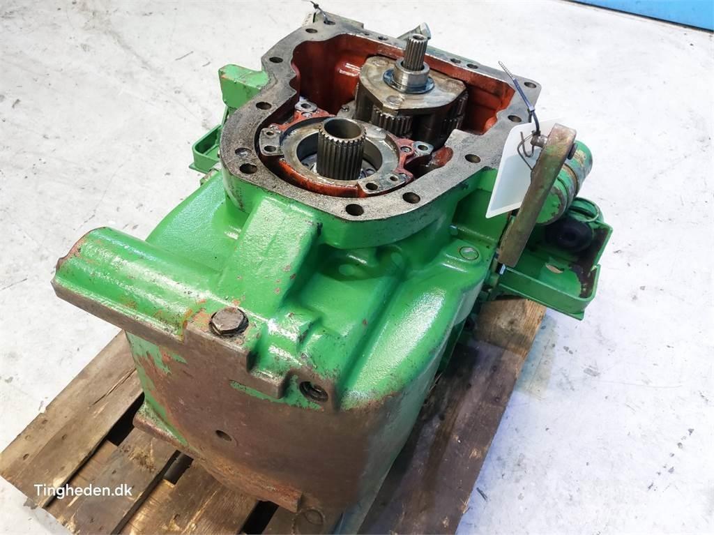 John Deere 4040S Prevodovka