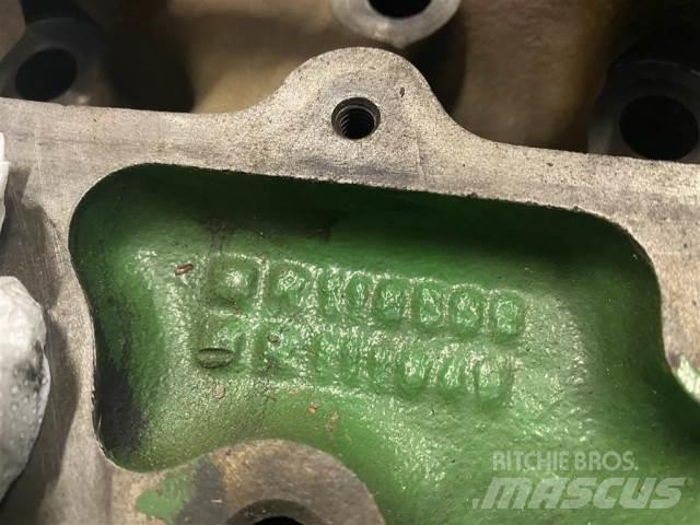 John Deere 4239 Motory