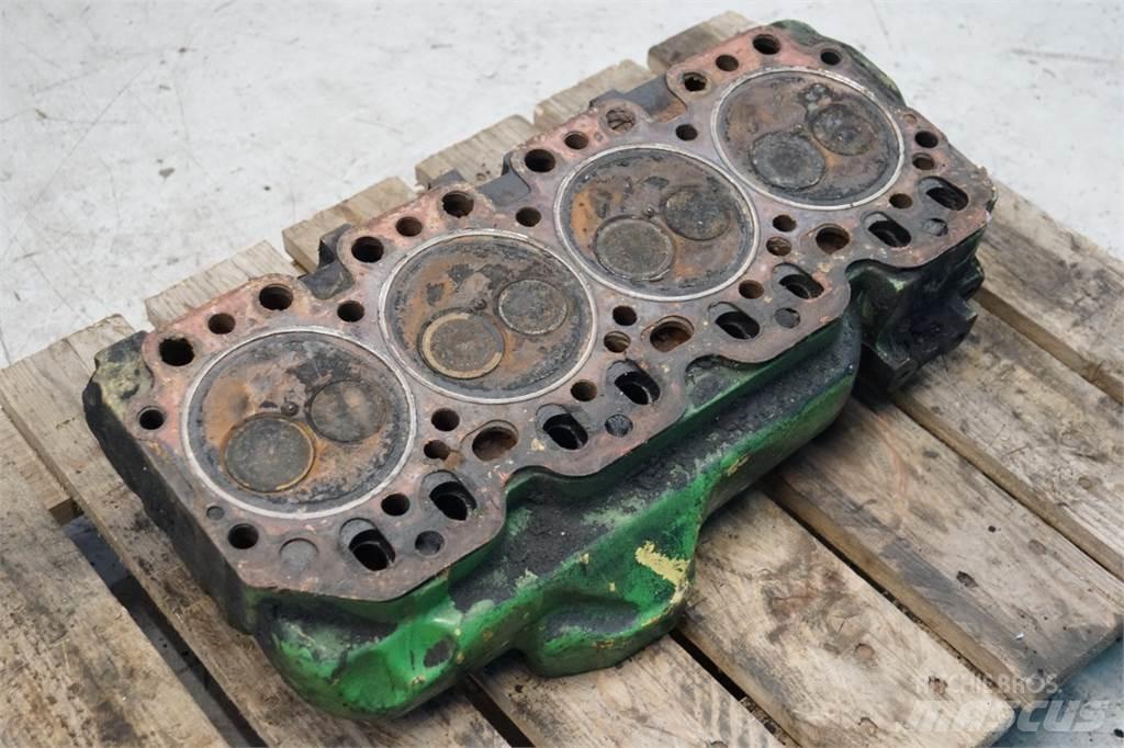 John Deere 4239 Motory