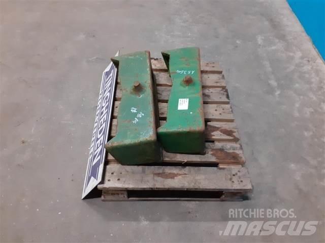 John Deere 4240 Predné závažie