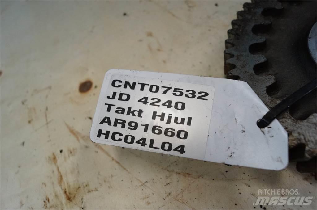 John Deere 4240S Motory