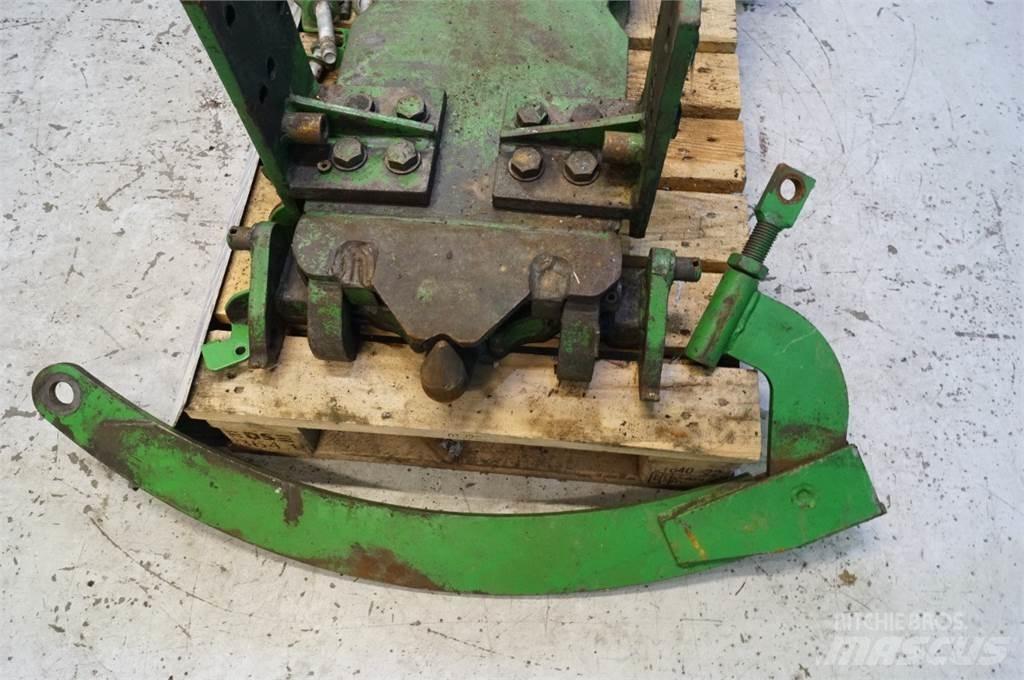 John Deere 4450 Ďalšie príslušenstvo traktorov