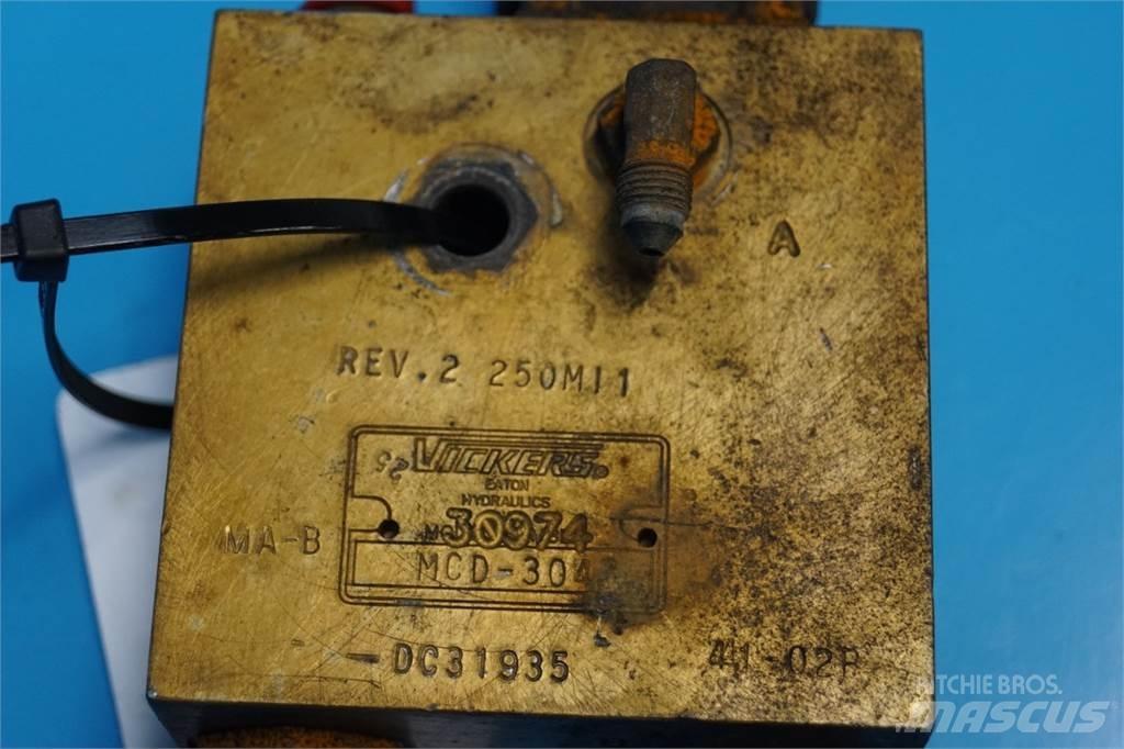 John Deere 550 Hydraulika