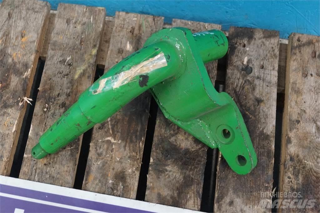 John Deere 5830 Príslušenstvo strojov na seno a krmivo