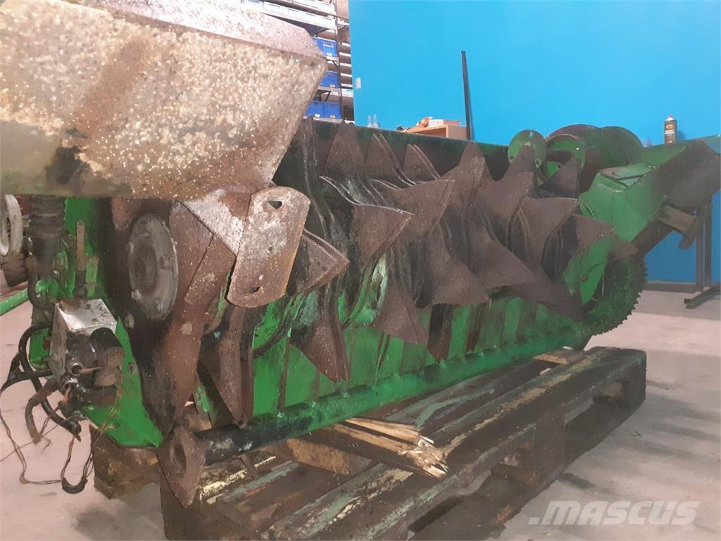 John Deere 592 Ďalšie poľnohospodárske stroje