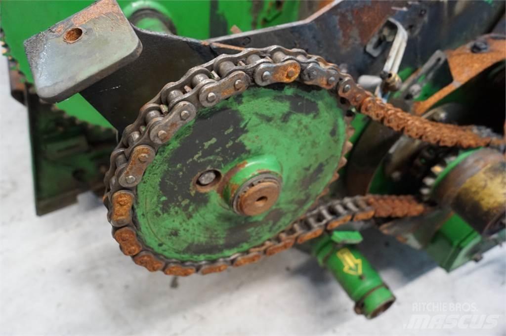 John Deere 592 Ďalšie poľnohospodárske stroje