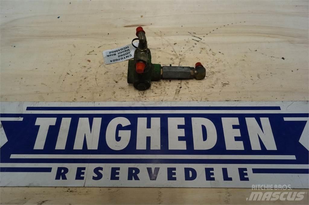 John Deere 592 Hydraulika