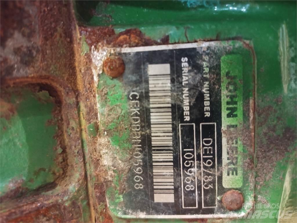 John Deere 630R Príslušenstvo a náhradné diely ku kombajnom
