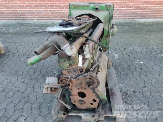 John Deere 6329 Motory