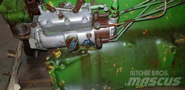 John Deere 6329 Motory