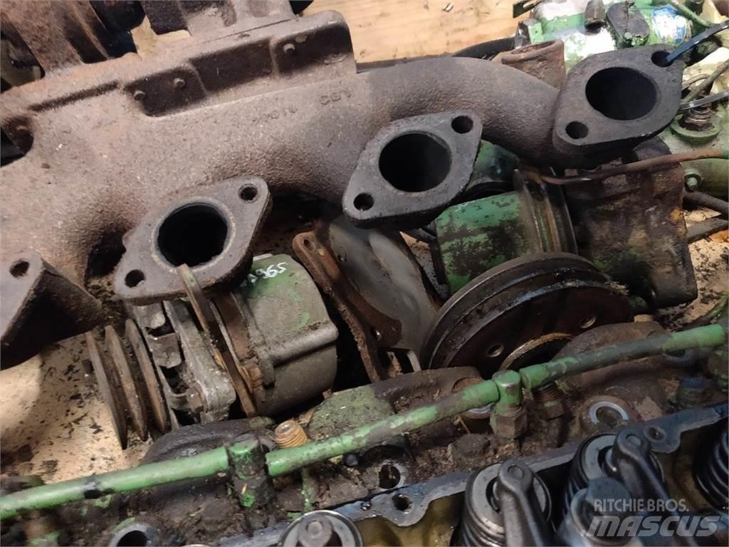 John Deere 6359T Motory