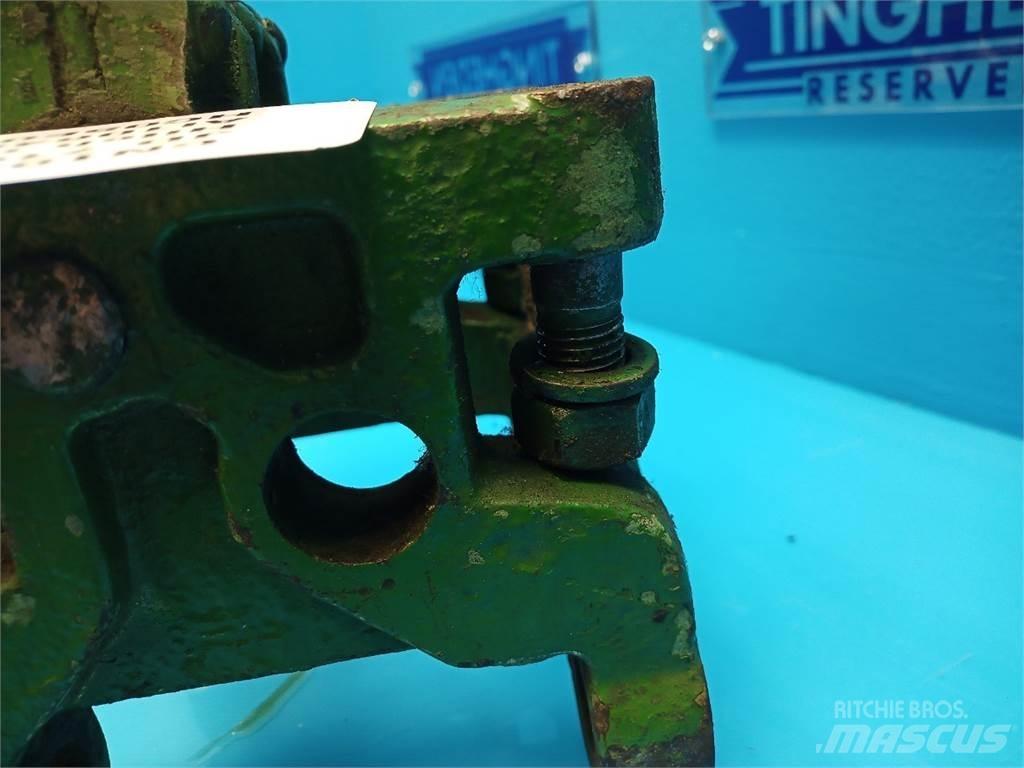 John Deere 710 Ďalšie príslušenstvo traktorov